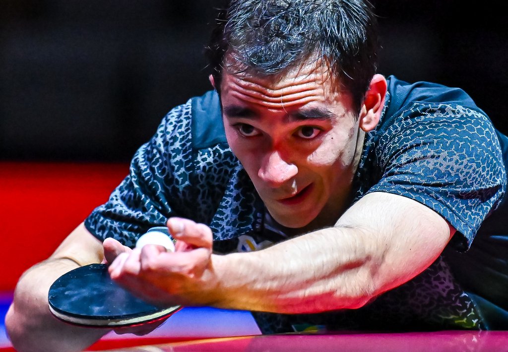 伦纳德砍下31分，祖巴茨创历史记录，快船大胜升级.