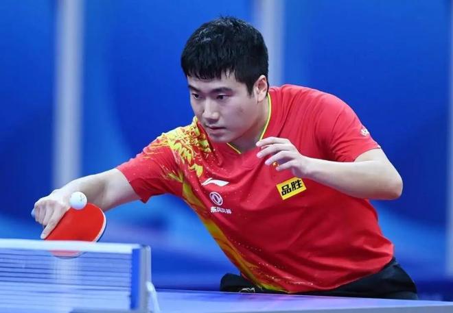 [图]哈兰德梅开二度努内斯进球 曼城主场大胜.