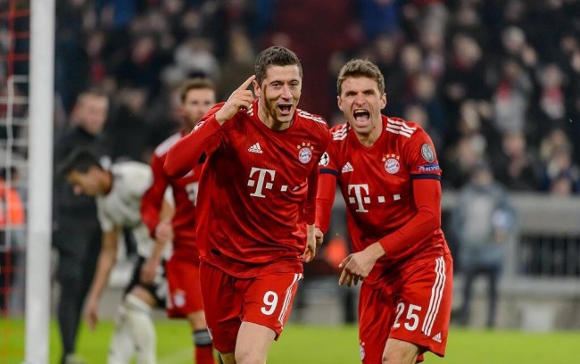 他凭借个人 他凭借个人