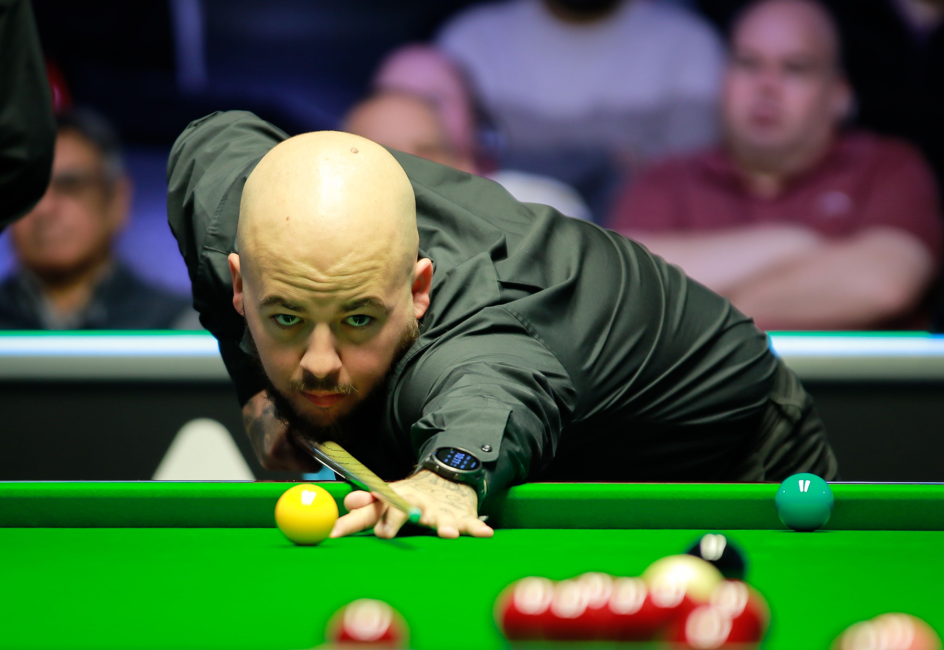 大爆冷！卫冕冠军轰然倒下！东契奇空砍34分，字母哥杀疯了